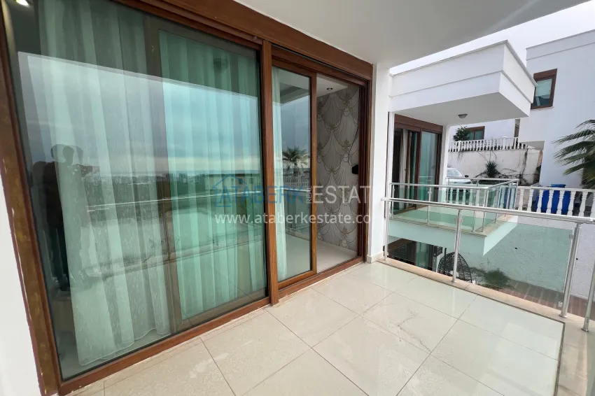 Purchase 3+1 villa in Kargicak with private pool, furniture and panoramic views 12 