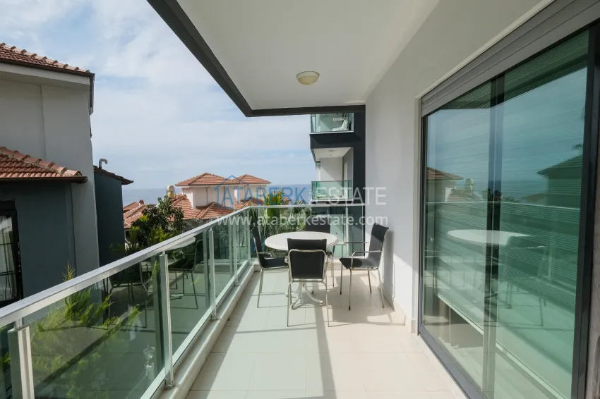 Purchase Garden duplex 3+1 in Kargicak with furniture - property under citizenship 21 