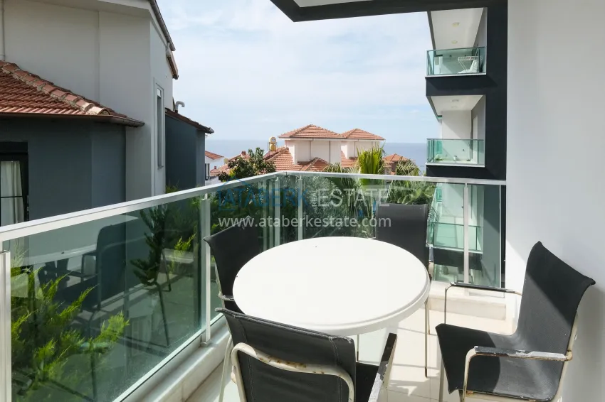 Purchase Garden duplex 3+1 in Kargicak with furniture - property under citizenship 22 