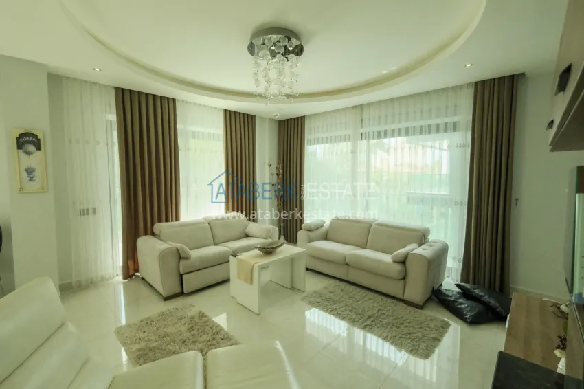 Purchase Garden duplex 3+1 in Kargicak with furniture - property under citizenship 3 