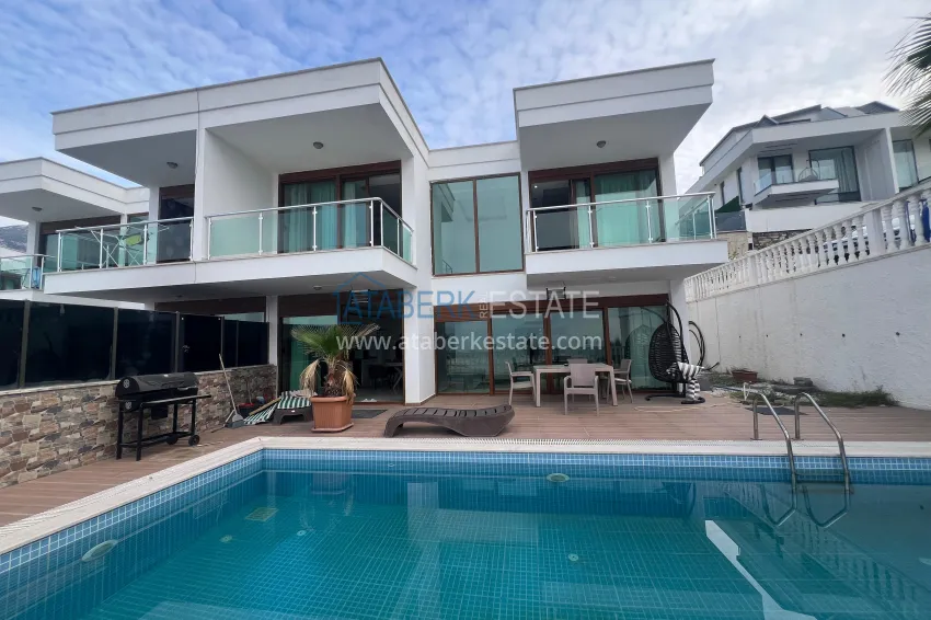 3+1 villa in Kargicak with private pool, furniture and panoramic views 6 