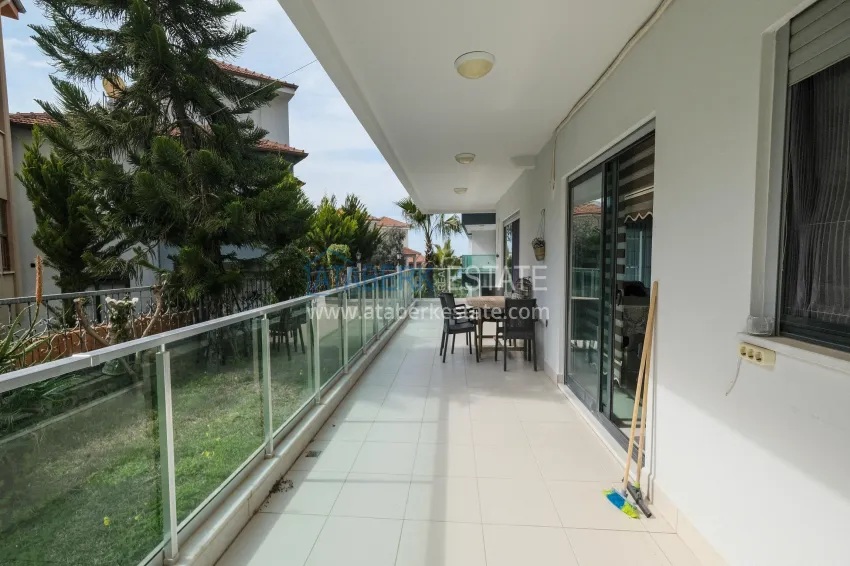 Purchase Garden duplex 3+1 in Kargicak with furniture - property under citizenship 6 