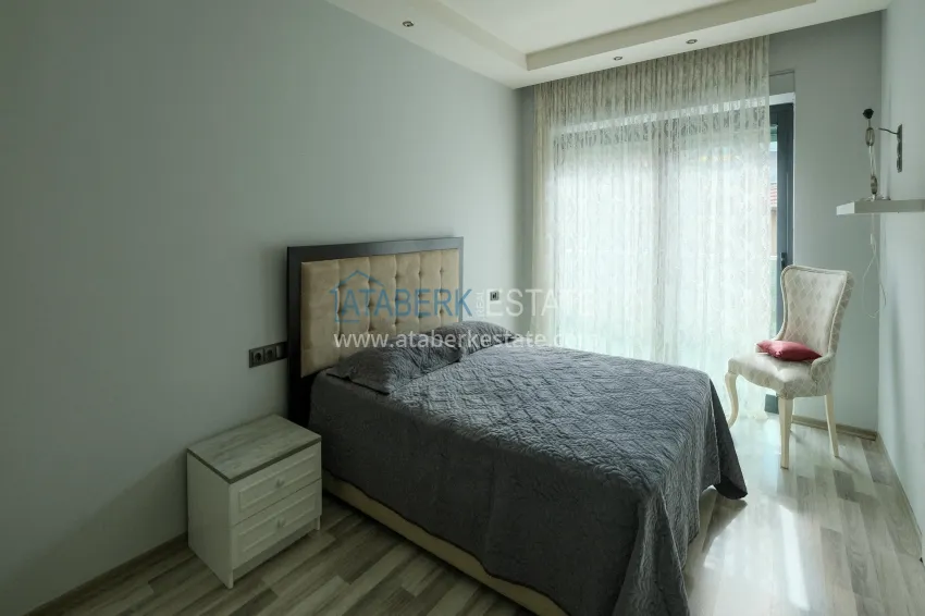 Purchase Garden duplex 3+1 in Kargicak with furniture - property under citizenship 8 