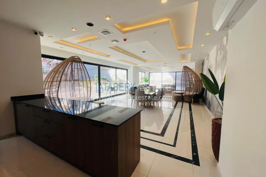 Finely finished apartment in the center of Alanya — Cleopatra beach area 13 