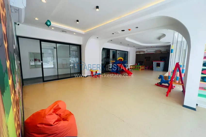 Apartment in the center of Alanya from an investor with sea view — Cleopatra beach area 17 