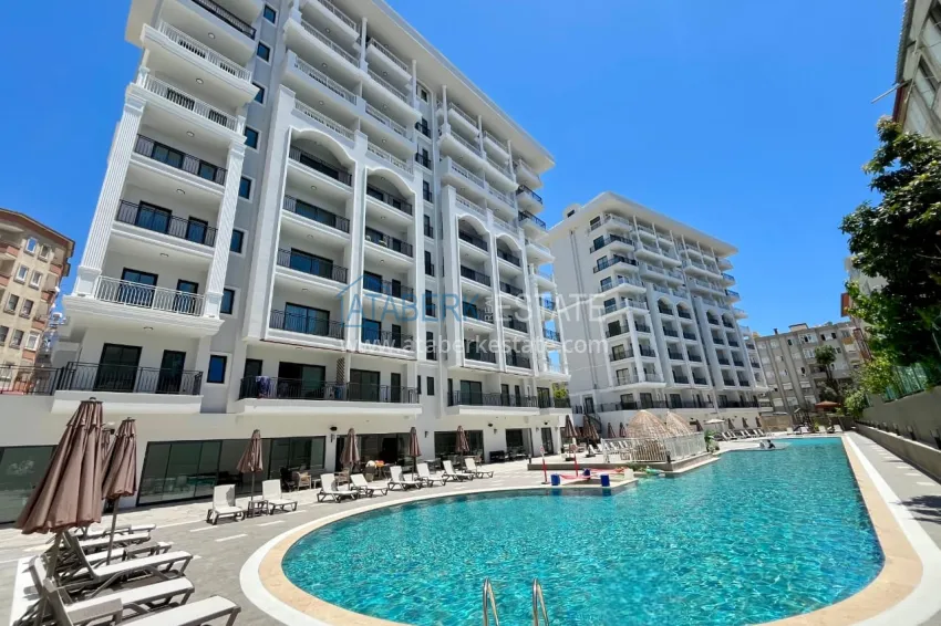 Apartment in the center of Alanya from an investor with sea view — Cleopatra beach area 3 
