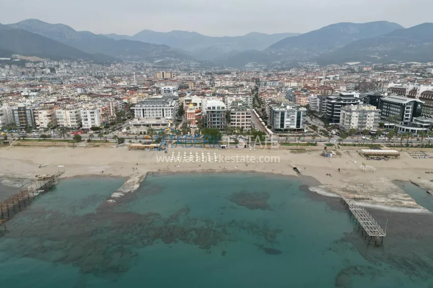 1+1 apartment with sea view in a complex on the beachfront in the Oba area 4 