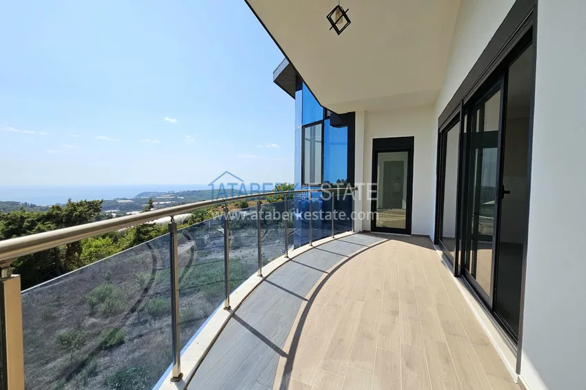 Purchase  Luxury private villa in Alanya, Incekum district. Citizenship property 52 