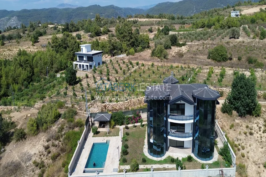 Luxury private villa in Alanya, Incekum district. Citizenship property 4 