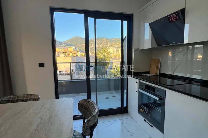 Purchase  Short-term rent - 2+1 penthouse in the center of Alanya, Cleopatra beach area No. 13 7 