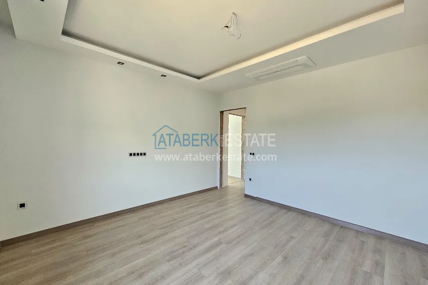 Purchase  Luxury private villa in Alanya, Incekum district. Citizenship property 46 