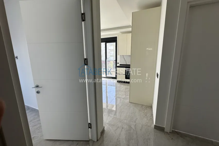 Purchase 2+1 apartment in the center of Alanya - suitable for short-term rent 1