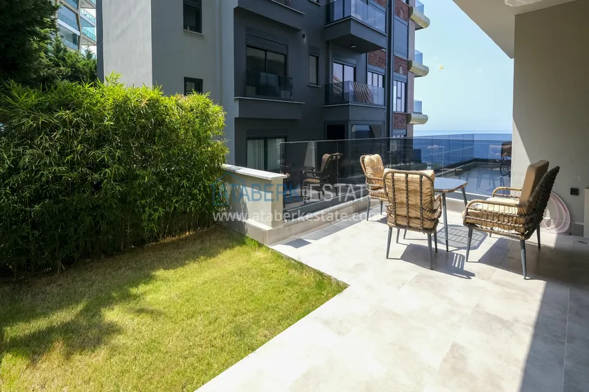 Purchase 1+1 apartment on the first line in Kargicak - premium complex 10 