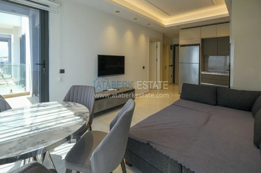 Purchase Apartment 1+1 on the beachfront in Mahmutlar — furnished and with panoramic sea views 4