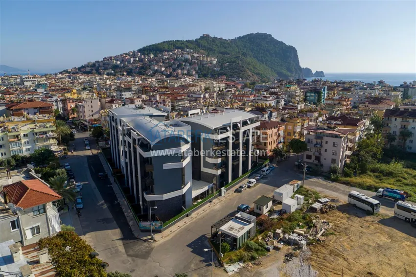 Apartment 1+1 in the center of Alanya for a residence permit - luxury residence 250 meters from Cleopatra Beach 2 