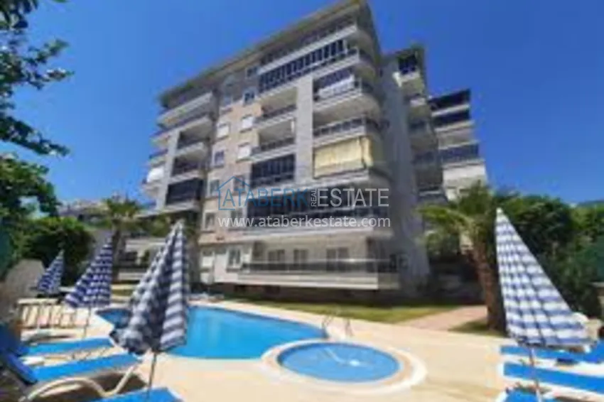 3+1 apartment for a residence permit in the center of Alanya - Cleopatra beach area 1 