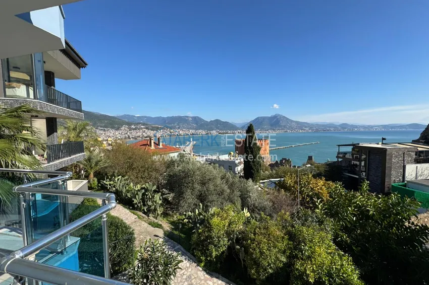 Purchase 1+1 apartment in the center of Alanya, Kale Peninsula - furnished and with panoramic sea views 11 