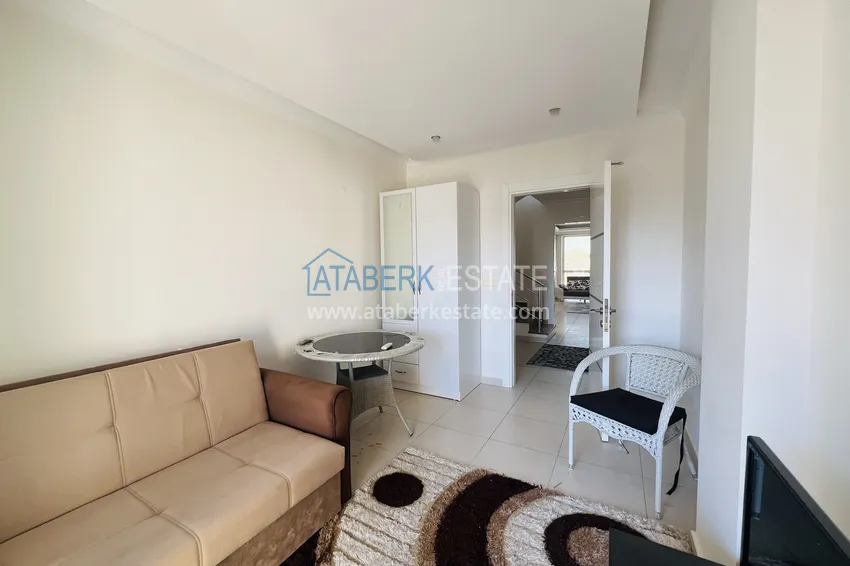 Purchase Penthouse 5+1 in Avsallar from the owner - duplex with furniture and sea views 13