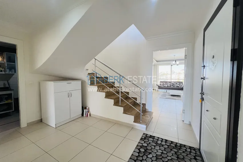 Purchase Penthouse 5+1 in Avsallar from the owner - duplex with furniture and sea views 1