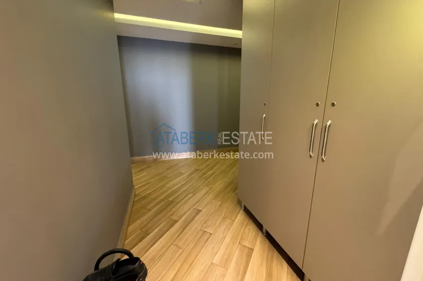 Purchase  Apartment 1+1 in the center of Alanya for a residence permit - luxury residence 250 meters from Cleopatra Beach 2 