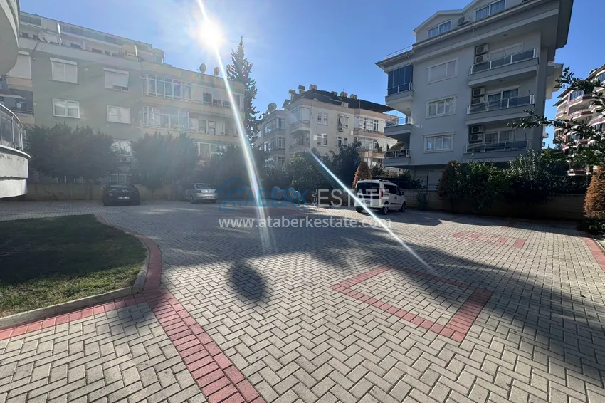 3+1 apartment for a residence permit in the center of Alanya - Cleopatra beach area 4 
