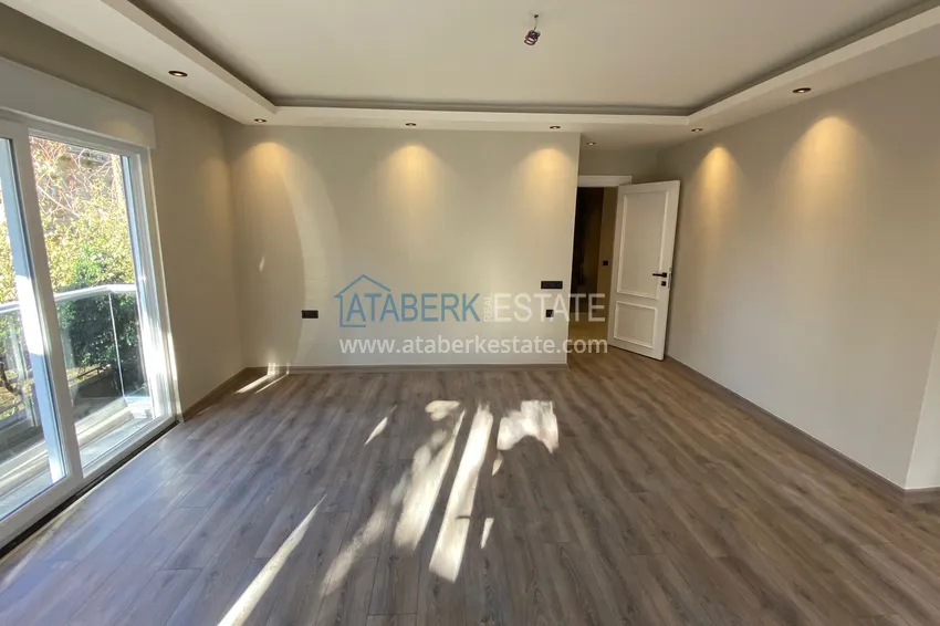 Purchase 4+1 garden duplex in the center of Alanya — property for citizenship 4