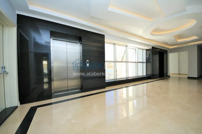 One bedroom apartment 83 m2 with furniture and a glazed balcony in the center of Mahmutlar - directly from the owner 11 