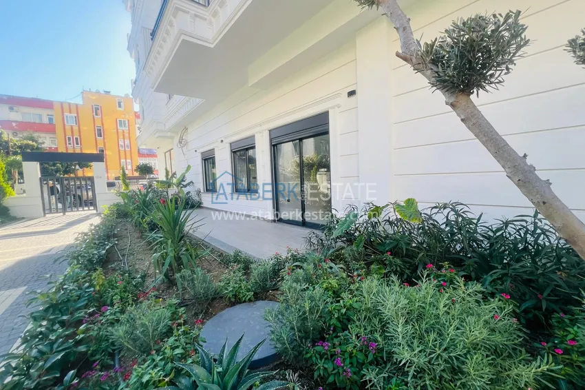 New premium residence in the center of Alanya - apartments from the developer  11 