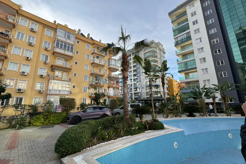 One bedroom apartment 83 m2 with furniture and a glazed balcony in the center of Mahmutlar - directly from the owner 6 