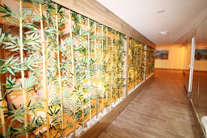 One bedroom apartment 83 m2 with furniture and a glazed balcony in the center of Mahmutlar - directly from the owner 15 