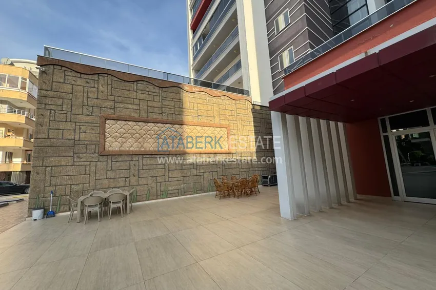 One bedroom apartment 83 m2 with furniture and a glazed balcony in the center of Mahmutlar - directly from the owner 9 