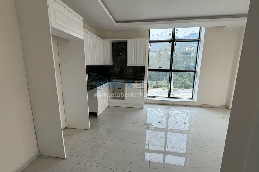 Purchase 1+1 apartment with mountain views in Alanya, Oba district 3 