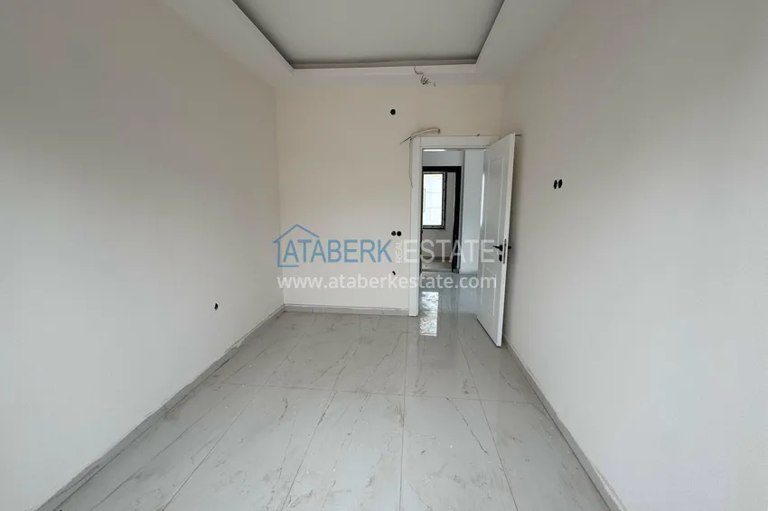 Purchase 1+1 apartment with mountain views in Alanya, Oba district 8 