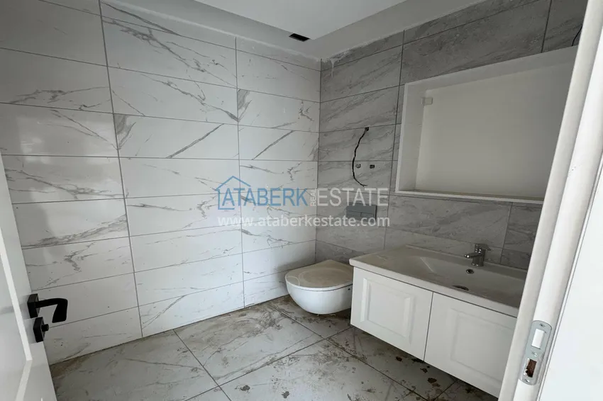 Purchase 1+1 apartment with mountain views in Alanya, Oba district 9 