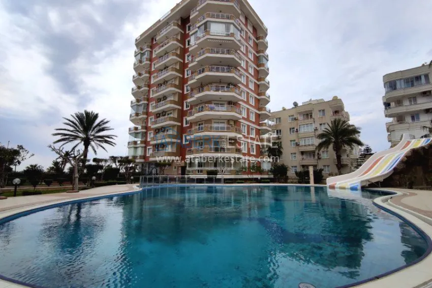 Apartment 2+1 on the beachfront in Mahmutlar - suitable for citizenship 1 