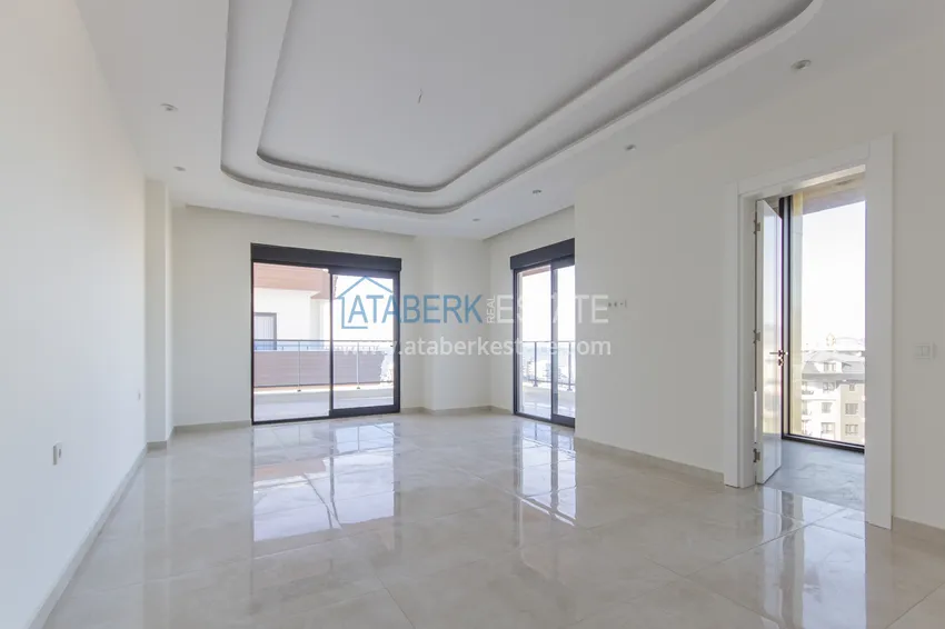Purchase  Elite two-story penthouse 4+1 with sea and fortress views - Mahmutlar center 26 