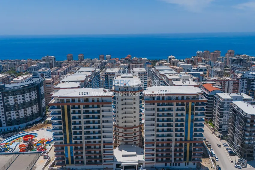 Elite two-story penthouse 4+1 with sea and fortress views - Mahmutlar center 3 