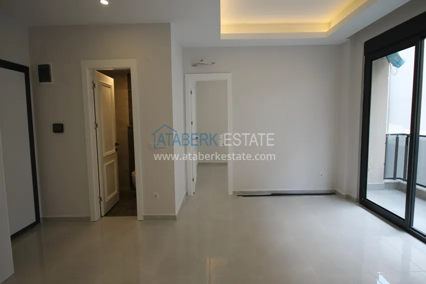 Purchase  2+1 apartments in the center of Alanya - Cleopatra district, 500 m from the sea 10 