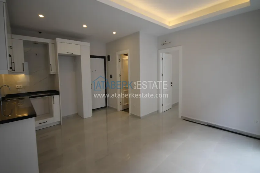 Purchase  2+1 apartments in the center of Alanya - Cleopatra district, 500 m from the sea 11 