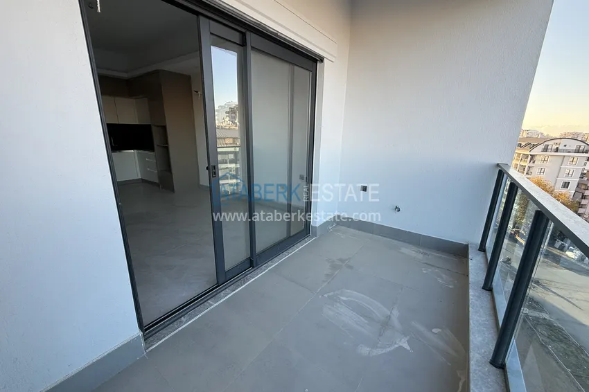 Purchase  1+1 apartment with mountain views in Mahmutlar - resort-format complex 14 