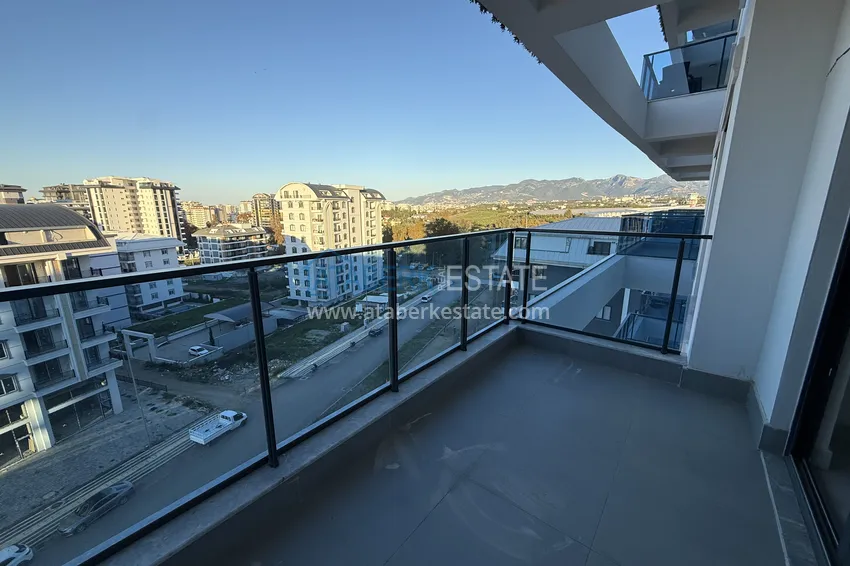 Purchase  1+1 apartment with mountain views in Mahmutlar - resort-format complex 15 