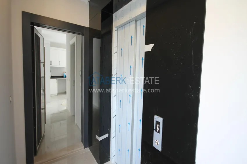Purchase  2+1 apartments in the center of Alanya - Cleopatra district, 500 m from the sea 1 