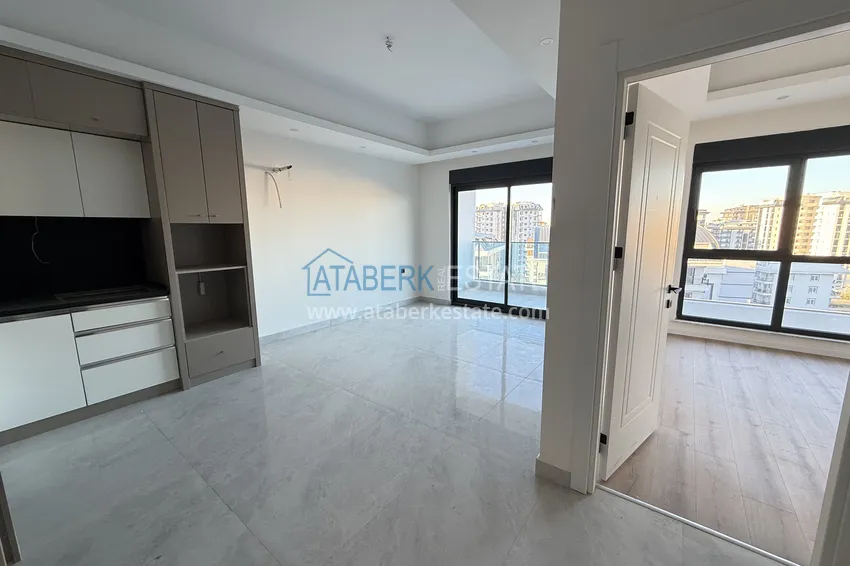 Purchase  1+1 apartment with mountain views in Mahmutlar - resort-format complex 3 