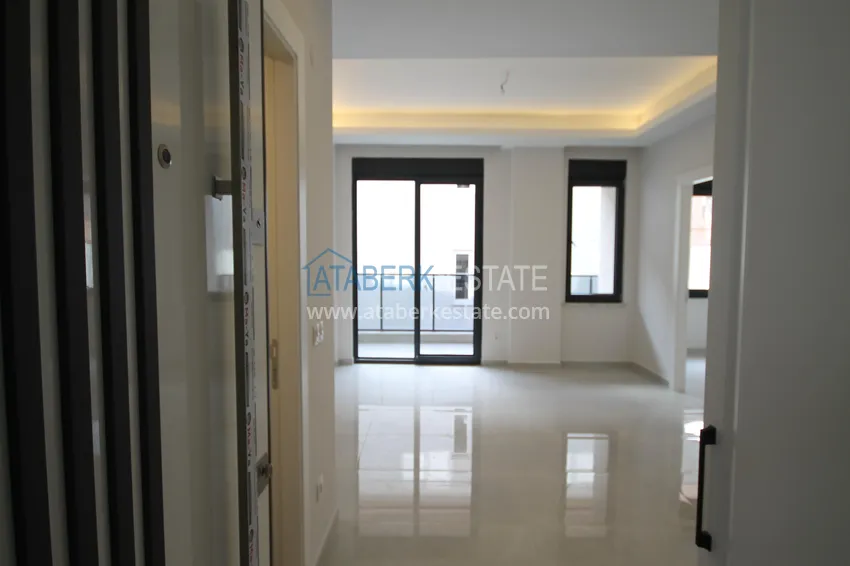 Purchase  2+1 apartments in the center of Alanya - Cleopatra district, 500 m from the sea 2 