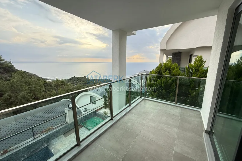 Purchase 4+1 triplex villa in Kargicak - private cottage complex 31 