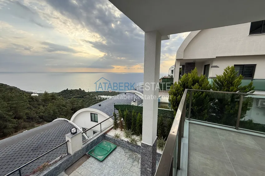 Purchase 4+1 triplex villa in Kargicak - private cottage complex 33 