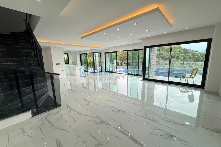 Purchase 4+1 triplex villa in Kargicak - private cottage complex 6 