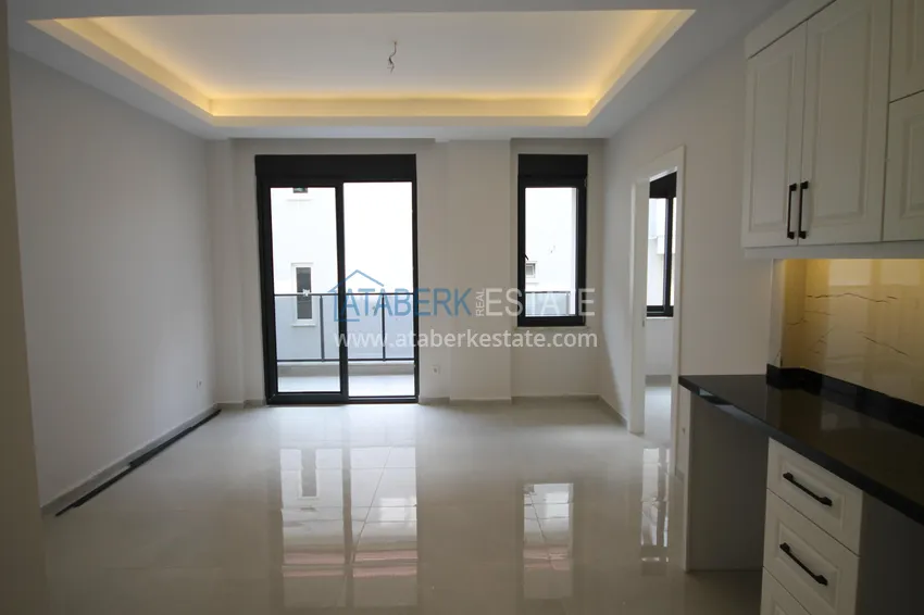 Purchase  2+1 apartments in the center of Alanya - Cleopatra district, 500 m from the sea 8 