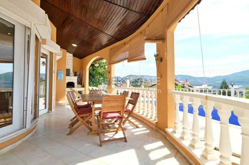 Purchase Private 2+1 villa with private pool - panoramic location, Mahmutlar 12