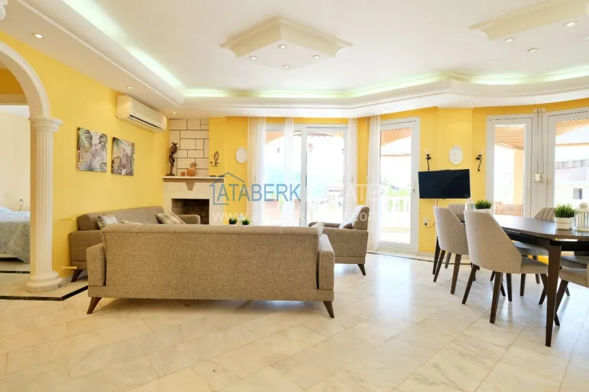 Purchase Private 2+1 villa with private pool - panoramic location, Mahmutlar 3